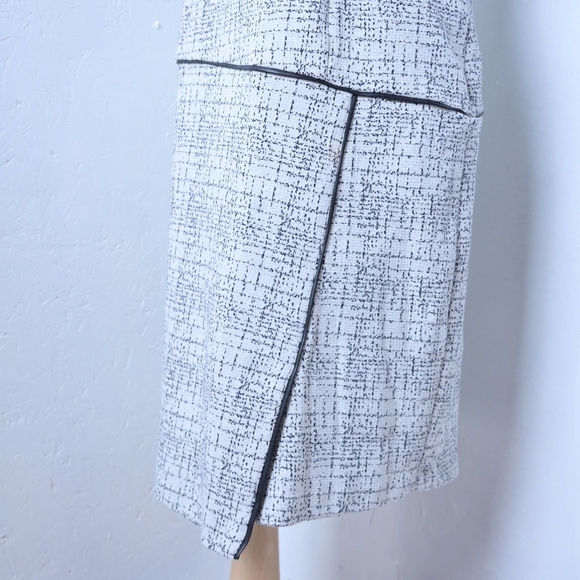 DKNY | Off white and black speckled pattern sleevless office dress - Picture 5 of 10